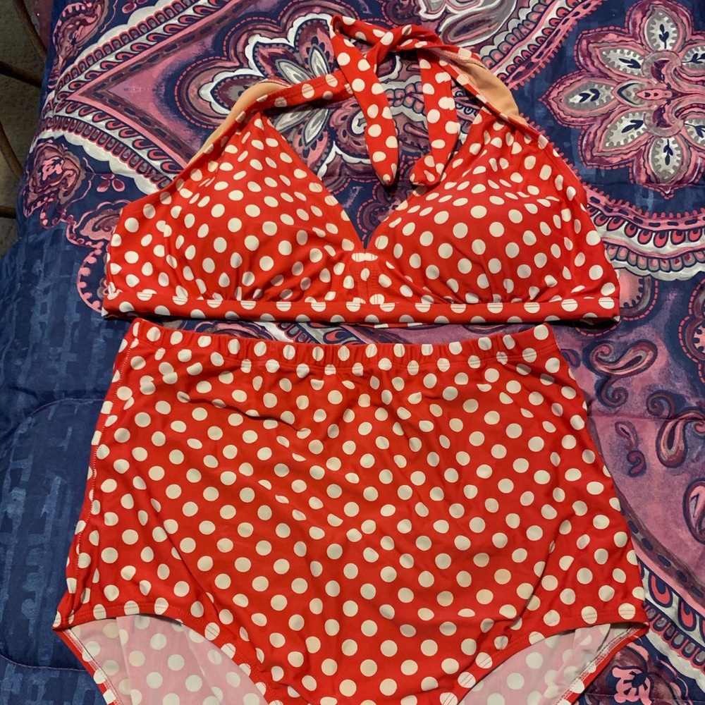 High waisted bikini